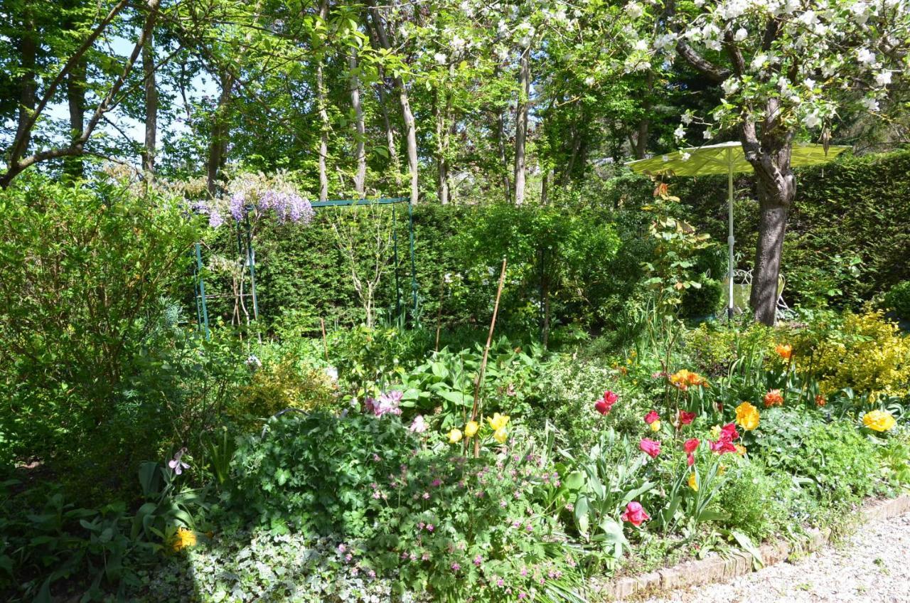 Le Clos Fleuri Bed and Breakfast Giverny Eksteriør billede